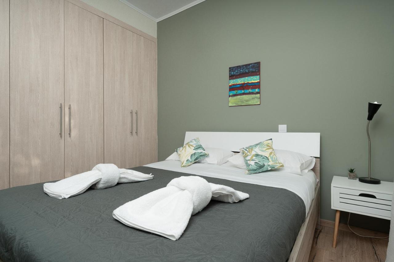 Mtc-Sfs Apartment By The Sea And Airport Pórto Ráfti Eksteriør billede